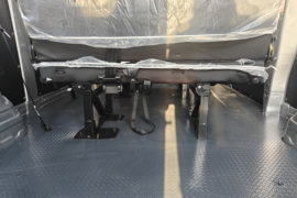 乐福&nbsp;电动封闭厢货驾驶室图片