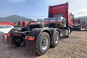 ��������KL 12.9L LNG 520���� 6X4 ����12�� AMT�Զ��� ǣ����ͼƬ