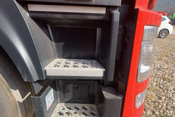 ��������KL 12.9L LNG 520���� 6X4 ����12�� AMT�Զ��� ǣ����ͼƬ