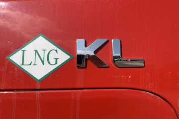 ��������KL 12.9L LNG 520���� 6X4 ����12�� AMT�Զ��� ǣ����ͼƬ