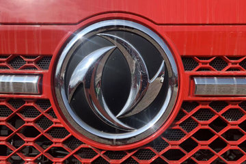 ��������KL 12.9L LNG 520���� 6X4 ����12�� AMT�Զ��� ǣ����ͼƬ