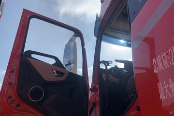 ��������KL 12.9L LNG 520���� 6X4 ����12�� AMT�Զ��� ǣ����ͼƬ