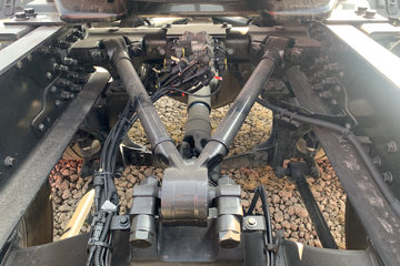 ��������KL 12.9L LNG 520���� 6X4 ����12�� AMT�Զ��� ǣ����ͼƬ