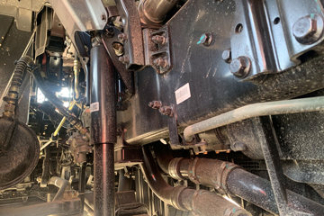 ��������KL 12.9L LNG 520���� 6X4 ����12�� AMT�Զ��� ǣ����ͼƬ