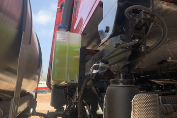 ��������KL 12.9L LNG 520���� 6X4 ����12�� AMT�Զ��� ǣ����ͼƬ