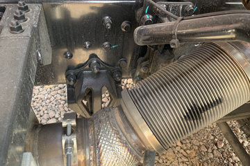 ��������KL 12.9L LNG 520���� 6X4 ����12�� AMT�Զ��� ǣ����ͼƬ