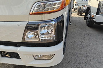 ���� ˧��EV5 4.5T 4.22�׵��Ŵ��綯�����Ῠ81.14kWhͼƬ