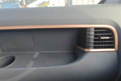 江淮 帅铃EV5 4.5T 4.22米单排纯电动栏板轻卡81.14kWh