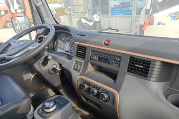 ���� ˧��EV5 4.5T 4.22�׵��Ŵ��綯�����Ῠ81.14kWhͼƬ