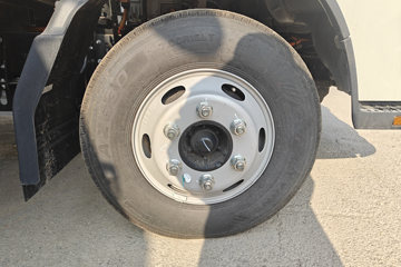 ���� ˧��EV5 4.5T 4.22�׵��Ŵ��綯�����Ῠ81.14kWhͼƬ