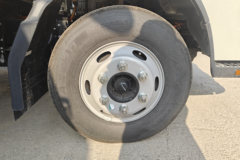 江淮 帅铃EV5 4.5T 4.22米单排纯电动栏板轻卡81.14kWh