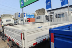 江淮 帅铃EV5 4.5T 4.22米单排纯电动栏板轻卡81.14kWh