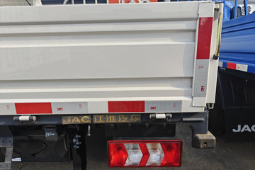 ���� ˧��EV5 4.5T 4.22�׵��Ŵ��綯�����Ῠ81.14kWhͼƬ