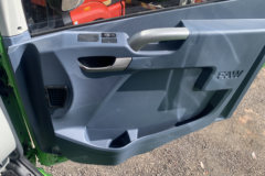 解放JH6 8X4 8.8米纯电动自卸车 宁德时代400kWh