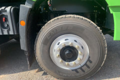 解放JH6 8X4 8.8米纯电动自卸车 宁德时代400kWh