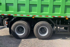 解放JH6 8X4 8.8米纯电动自卸车 宁德时代400kWh