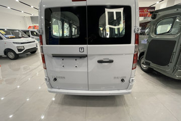 Զ������V8E���ܰ� 2025�� �ǻ۰� 6�� ���綯��� ����ʱ��50.2kWhͼƬ