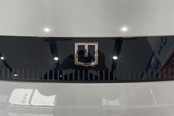 Զ������V8E���ܰ� 2025�� �ǻ۰� 6�� ���綯��� ����ʱ��50.2kWhͼƬ