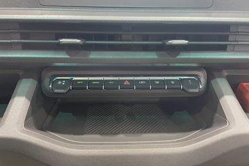 Զ������V8E���ܰ� 2025�� �ǻ۰� 6�� ���綯��� ����ʱ��50.2kWhͼƬ