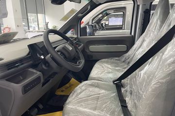 Զ������V8E���ܰ� 2025�� �ǻ۰� 6�� ���綯��� ����ʱ��50.2kWhͼƬ