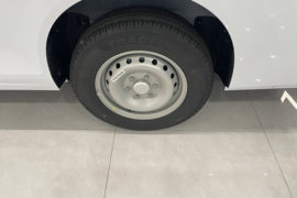 星享V8E&nbsp;电动封闭厢货底盘图片