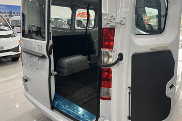 Զ������V8E���ܰ� 2025�� �ǻ۰� 6�� ���綯��� ����ʱ��50.2kWhͼƬ