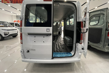 Զ������V8E���ܰ� 2025�� �ǻ۰� 6�� ���綯��� ����ʱ��50.2kWhͼƬ