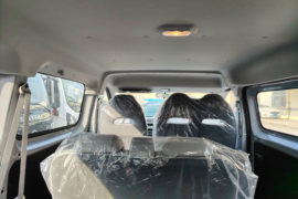 大拿V1L&nbsp;电动封闭厢货驾驶室图片