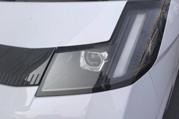 Զ������V8E���ܰ� 2025�� �ǻ۰� 6�� ���綯��� ����51.4kWhͼƬ