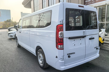 Զ������V8E���ܰ� 2025�� �ǻ۰� 6�� ���綯��� ����51.4kWhͼƬ