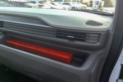 远程星享V8E功能版 2025款 智慧版 6座 纯电动轻客 玄武51.4kWh