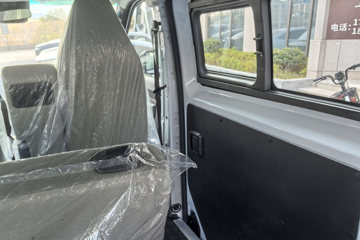 Զ������V8E���ܰ� 2025�� �ǻ۰� 6�� ���綯��� ����51.4kWhͼƬ