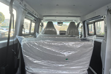 Զ������V8E���ܰ� 2025�� �ǻ۰� 6�� ���綯��� ����51.4kWhͼƬ