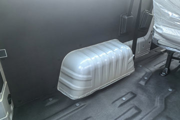 Զ������V8E���ܰ� 2025�� �ǻ۰� 6�� ���綯��� ����51.4kWhͼƬ