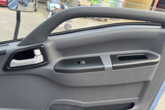 蓝擎·悦EN 气刹 4.18米单排纯电动仓栅式轻卡 弗迪96.2kWh