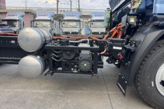 蓝擎·悦EN 气刹 4.18米单排纯电动仓栅式轻卡 弗迪96.2kWh