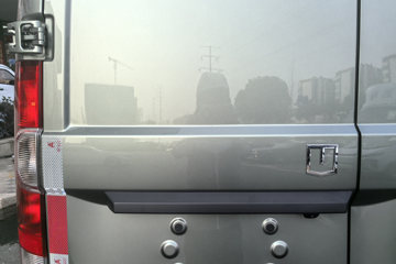 Զ������V8E 2025�� �ǻ۰� 2�� ���綯��ջ��� ����51.4kWhͼƬ