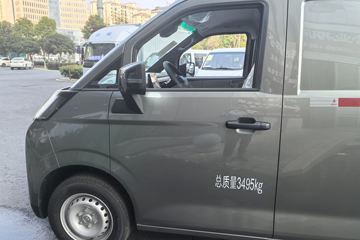 Զ������V8E 2025�� �ǻ۰� 2�� ���綯��ջ��� ����51.4kWhͼƬ