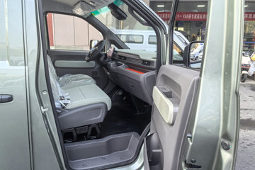 Զ������V8E 2025�� �ǻ۰� 2�� ���綯��ջ��� ����51.4kWhͼƬ