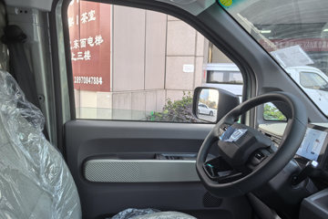 Զ������V8E 2025�� �ǻ۰� 2�� ���綯��ջ��� ����51.4kWhͼƬ