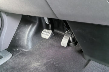 Զ������V8E 2025�� �ǻ۰� 2�� ���綯��ջ��� ����51.4kWhͼƬ