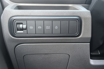 Զ������V8E 2025�� �ǻ۰� 2�� ���綯��ջ��� ����51.4kWhͼƬ