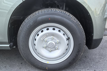 Զ������V8E 2025�� �ǻ۰� 2�� ���綯��ջ��� ����51.4kWhͼƬ