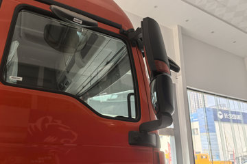 �����ǵ¿�SITRAK G5 ȫ��֮�� 6.9L���� 290���� 4X2 �й�����8�� 6.8�ײ�դʽ�ػ���ͼƬ