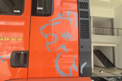 重汽汕德卡SITRAK G5 全勤之王 6.9L柴油 290马力 4X2 中国重汽8档 6.8米仓栅式载货车 重汽汕德卡SITRAK G5 全勤之王 6.9L柴油 290马力 4X2 中国重汽8档 6.8米仓栅式载货车