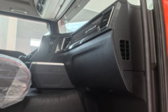 重汽汕德卡SITRAK G5 全勤之王 6.9L柴油 290马力 4X2 中国重汽8档 6.8米仓栅式载货车 重汽汕德卡SITRAK G5 全勤之王 6.9L柴油 290马力 4X2 中国重汽8档 6.8米仓栅式载货车