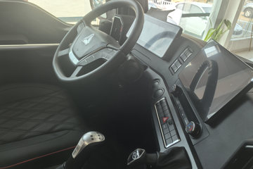 �����ǵ¿�SITRAK G5 ȫ��֮�� 6.9L���� 290���� 4X2 �й�����8�� 6.8�ײ�դʽ�ػ���ͼƬ