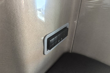 �����ǵ¿�SITRAK G5 ȫ��֮�� 6.9L���� 290���� 4X2 �й�����8�� 6.8�ײ�դʽ�ػ���ͼƬ