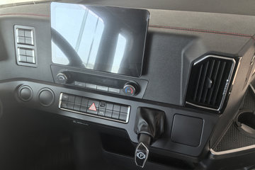 �����ǵ¿�SITRAK G5 ȫ��֮�� 6.9L���� 290���� 4X2 �й�����8�� 6.8�ײ�դʽ�ػ���ͼƬ