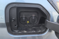 远程星智F3E 2025款智慧版 液刹 3.82米单排纯电动厢式微卡 玄武65kWh